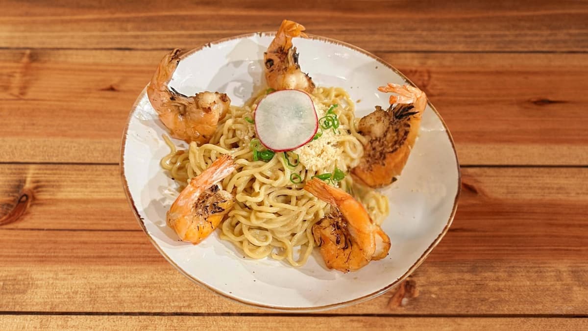 Garlic Noodle - Prawns menu item
